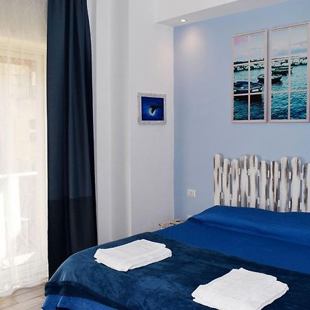 Appartement Neapolis Pie Extérieur photo